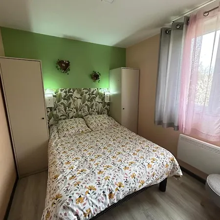 Prázdninový dům Du Clos Pommier Chavot-Courcourt